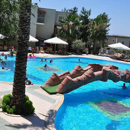 Hotel & Leisure Club 4*